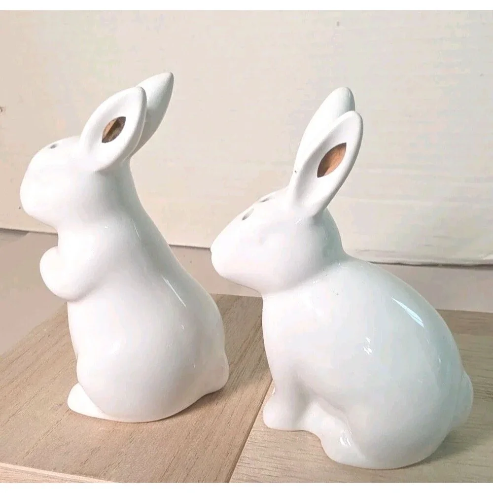 Porcelain White Bunny Rabbit With Gold Ears Salt And Pepper Shakers